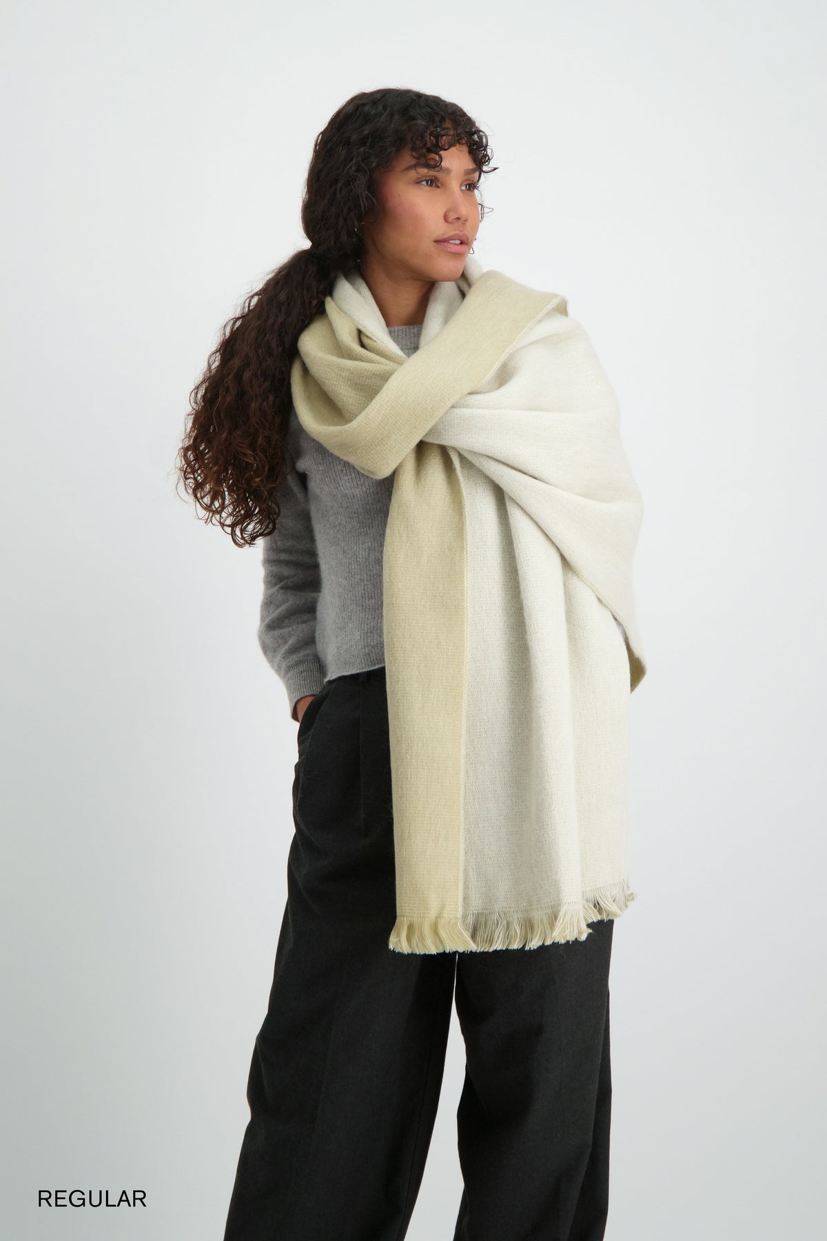 Scarf Beige & White