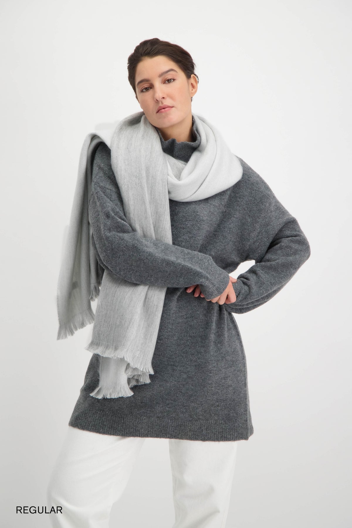 Scarf Light Grey & White
